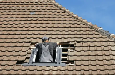 Pose de velux - Louverné